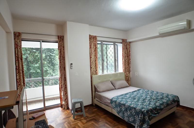 3 Bed 3 Bath Clementi Park 1960 sq ft, Clementi Park, Sunset Way, Clementi Park / Upper Bukit Timah, 3 Bedrooms, 1,960 sqft, Condominium For Rent, by Susan Prior, 500273534 - Bedroom - PropertyGuru.com.sg
