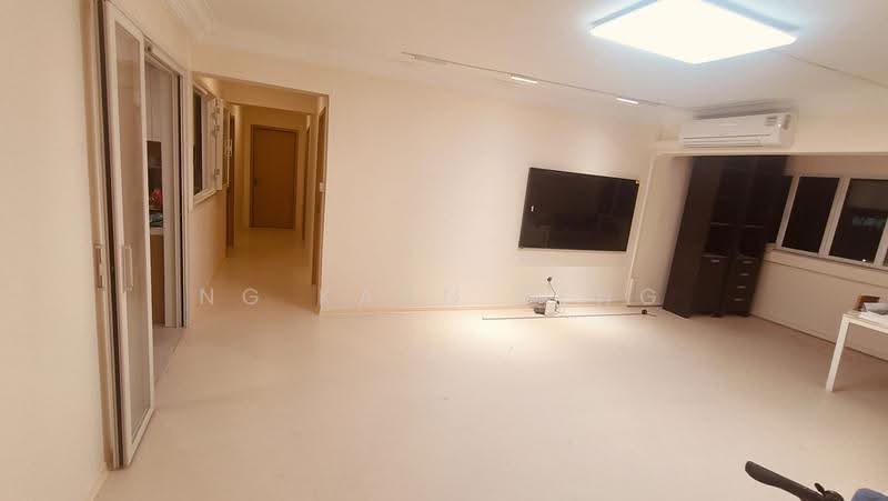 128 Geylang East Avenue 1, 128 Geylang East Avenue 1, Eunos / Geylang / Paya Lebar, Room Rental, 150 sqft, HDB Flat For Rent, by Ng Kang Seng, 500273544 - Living Room - PropertyGuru.com.sg