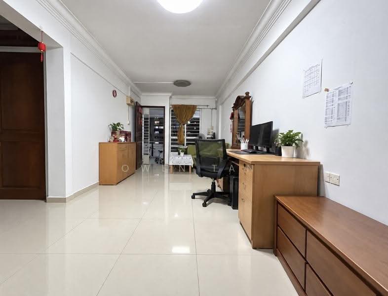 521 Bedok North Avenue 1, 521 Bedok North Avenue 1, Bedok / Upper East Coast, 2 Bedrooms, 721 sqft, HDB Flat For Rent, by Owen Tan, 500273554 - Living Room - PropertyGuru.com.sg