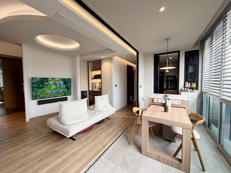 The Iveria, 2 Kim Yam Road, Orchard / River Valley, 3 Bedrooms, 947 sqft, Condominium For Sale, by Lynn Er, 500273561 - Living Room - PropertyGuru.com.sg