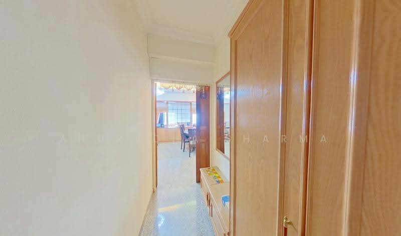 King's Mansion, 437 Tanjong Katong Road, East Coast / Marine Parade, 3 Bedrooms, 1,604 sqft, Condominium For Rent, by Anuradha Sharma, 500273579 - Corridor - PropertyGuru.com.sg