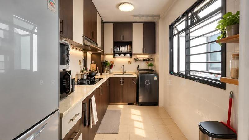 272C Jurong West Street 24, 272C Jurong West Street 24, Boon Lay / Jurong / Tuas, 3 Bedrooms, 1,227 sqft, HDB Flat For Sale, by Brenda Ong 王淑玲, 500273580 - Kitchen - PropertyGuru.com.sg