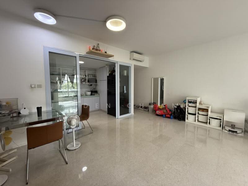 Kerrisdale, 30 Sturdee Road, Farrer Park / Serangoon Rd, 3 Bedrooms, 1,270 sqft, Condominium For Sale, by Jayden Chiang, 500273597 - Living Room - PropertyGuru.com.sg