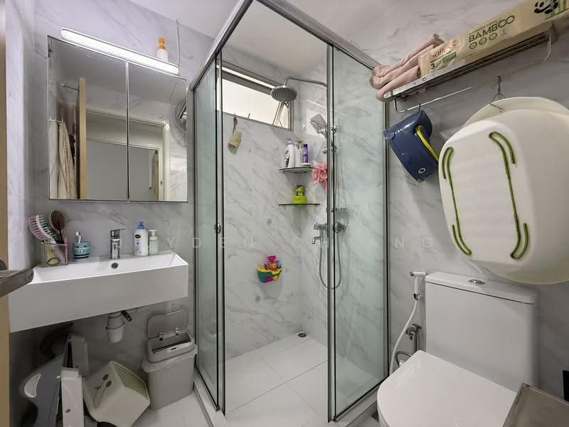 Kerrisdale, 32 Sturdee Road, Farrer Park / Serangoon Rd, 3 Bedrooms, 1,270 sqft, Condominium For Sale, by Jayden Chiang, 500273597 - Bathroom - PropertyGuru.com.sg