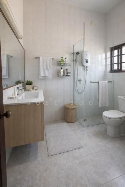 Within 1km to Pei Hwa Landed | Quiet facing | Suits rebuild, Clementi Park / Upper Bukit Timah, 4 Bedrooms, 2,500 sqft, Terraced House For Sale, by James Jose Boo, 500273619 - ID ideals - PropertyGuru.com.sg