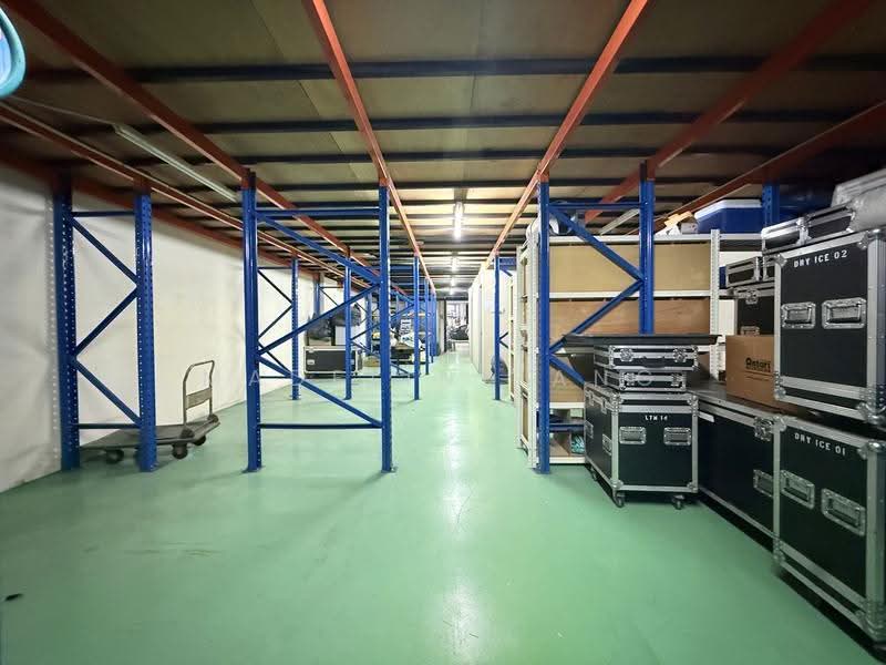 Frontier, 50 Ubi Avenue 3, Eunos / Geylang / Paya Lebar, 2,200 sqft, Light Industrial (B1) For Rent, by Madeline Ang, 500273632 - Interior - CommercialGuru.com.sg