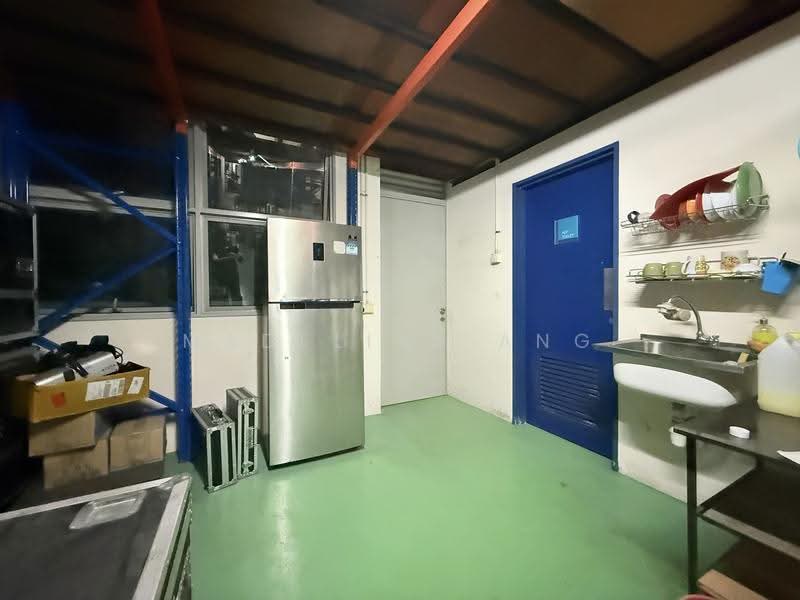 Frontier, 50 Ubi Avenue 3, Eunos / Geylang / Paya Lebar, 2,200 sqft, Light Industrial (B1) For Rent, by Madeline Ang, 500273632 - Interior - CommercialGuru.com.sg