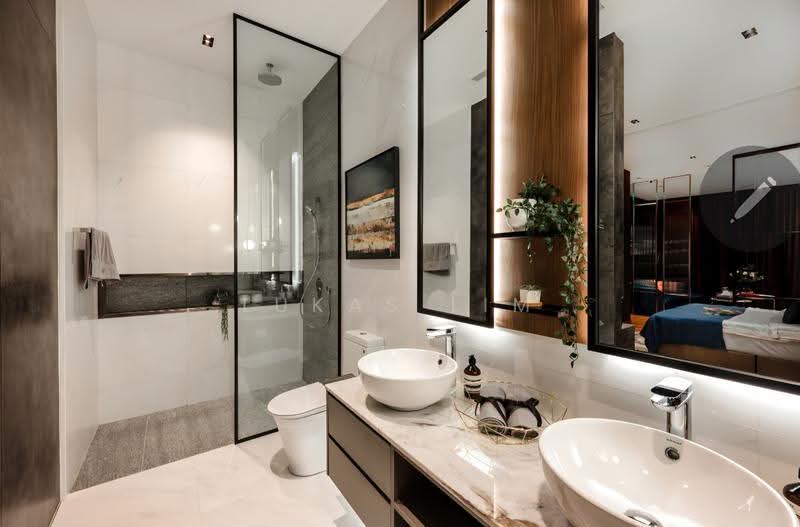 Avant Garde Collection Landed Houses, Siglap Road, East Coast / Marine Parade, 5 Bedrooms, 9,407 sqft, Terraced House For Sale, by Lukas Lim, 500273643 - Bathroom - PropertyGuru.com.sg