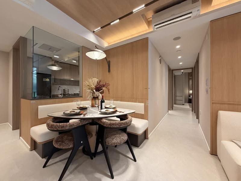 Lucerne Grand, Lakeside Drive, Boon Lay / Jurong / Tuas, 3 Bedrooms, 1,001 sqft, Condominium For Sale, by Gates Lee, 500273644 - Dining Room - PropertyGuru.com.sg
