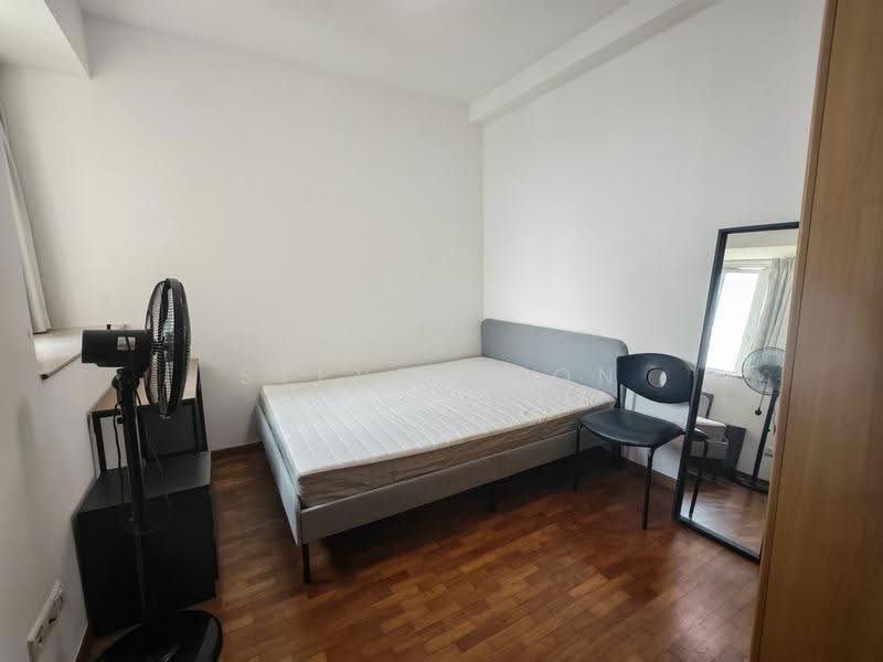 Queens, 12 Stirling Road, Alexandra / Commonwealth, Room Rental, 130 sqft, Condominium For Rent, by Steve Voon, 500273667 - Bedroom - PropertyGuru.com.sg