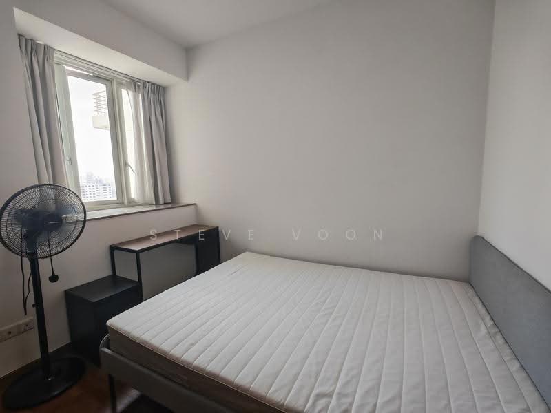Queens, 12 Stirling Road, Alexandra / Commonwealth, Room Rental, 130 sqft, Condominium For Rent, by Steve Voon, 500273667 - Bedroom - PropertyGuru.com.sg
