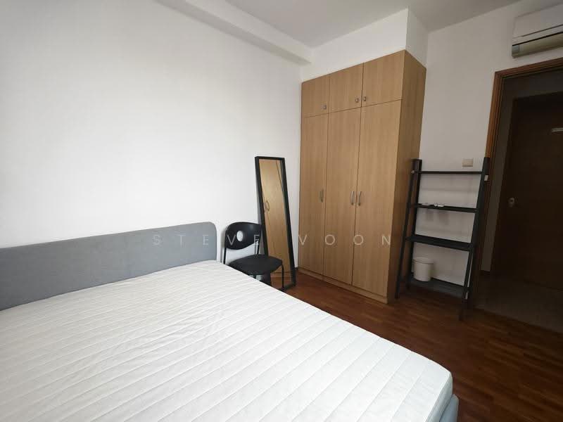 Queens, 12 Stirling Road, Alexandra / Commonwealth, Room Rental, 130 sqft, Condominium For Rent, by Steve Voon, 500273667 - Bedroom - PropertyGuru.com.sg