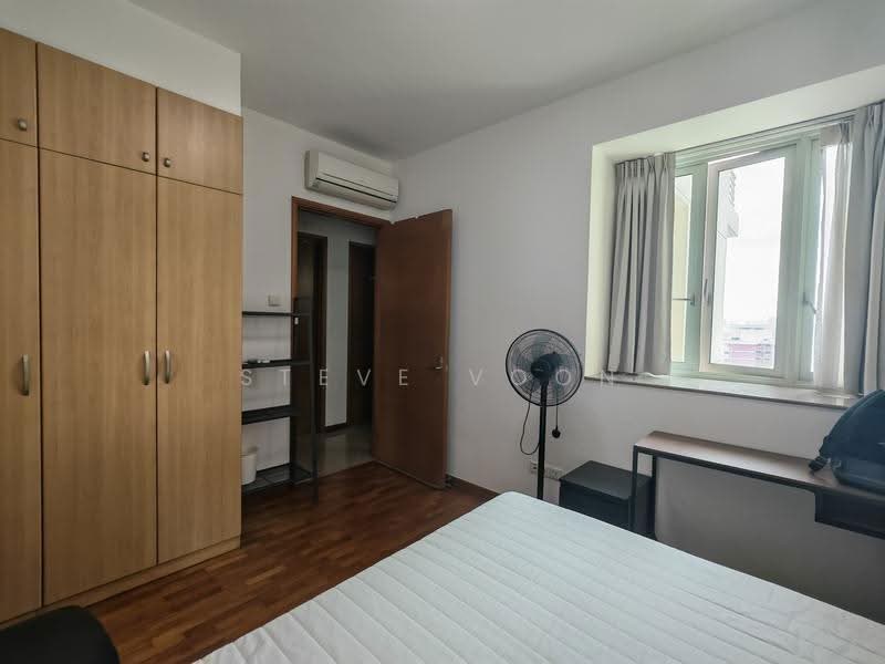 Queens, 12 Stirling Road, Alexandra / Commonwealth, Room Rental, 130 sqft, Condominium For Rent, by Steve Voon, 500273667 - Bedroom - PropertyGuru.com.sg