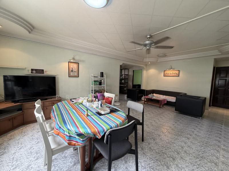 248 Pasir Ris Street 21, 248 Pasir Ris Street 21, Pasir Ris / Tampines, 4 Bedrooms, 1,593 sqft, HDB Flat For Sale, by Pristine Lim, 500273675 - Living Room - PropertyGuru.com.sg