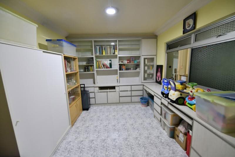 248 Pasir Ris Street 21, 248 Pasir Ris Street 21, Pasir Ris / Tampines, 4 Bedrooms, 1,593 sqft, HDB Flat For Sale, by Pristine Lim, 500273675 - Study - PropertyGuru.com.sg