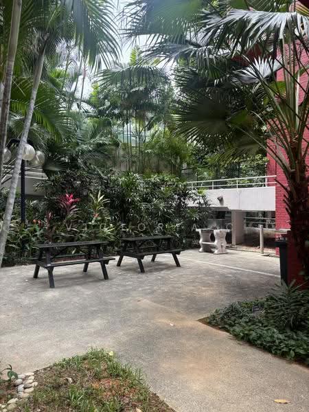Cairnhill Astoria, 6A Cairnhill Rise, Orchard / River Valley, 2 Bedrooms, 1,744 sqft, Condominium For Rent, by Victoria C, 500273685 - BBQ Pit - PropertyGuru.com.sg