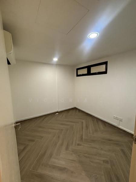 Cairnhill Astoria, 6A Cairnhill Rise, Orchard / River Valley, 2 Bedrooms, 1,744 sqft, Condominium For Rent, by Victoria C, 500273685 - Office/Guest Bedroom - PropertyGuru.com.sg