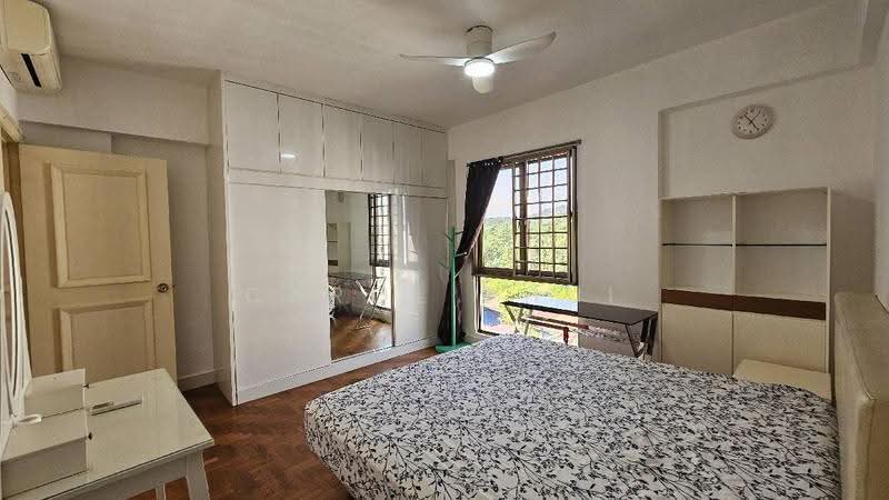 Parkview Apartments, 3 Bukit Batok Street 25, Dairy Farm / Bukit Panjang / Choa Chu Kang, 2 Bedrooms, 980 sqft, Apartment For Sale, by Carol Phui, 500273687 - PropertyGuru.com.sg