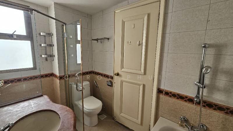 Parkview Apartments, 3 Bukit Batok Street 25, Dairy Farm / Bukit Panjang / Choa Chu Kang, 2 Bedrooms, 980 sqft, Apartment For Sale, by Carol Phui, 500273687 - PropertyGuru.com.sg