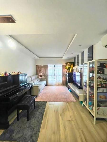 337C Tah Ching Road, 337C Tah Ching Road, Boon Lay / Jurong / Tuas, 3 Bedrooms, 1,012 sqft, HDB Flat For Sale, by Charm May Thu, 500273713 - Living Room - PropertyGuru.com.sg