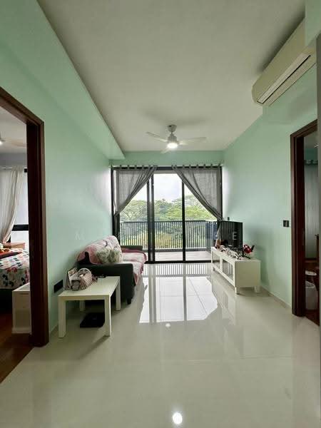 Kandis Residence, 6 Kandis Link, Sembawang / Yishun, 2 Bedrooms, 732 sqft, Condominium For Sale, by Mark Chee, 500273726 - Living Room - PropertyGuru.com.sg