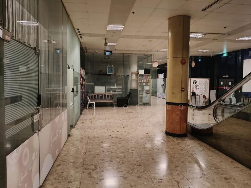 Concorde Shopping Centre, 317 317, Alexandra / Commonwealth, 377 sqft, Other Retail For Sale, by James Jose Boo, 500273730 - Corridor - CommercialGuru.com.sg