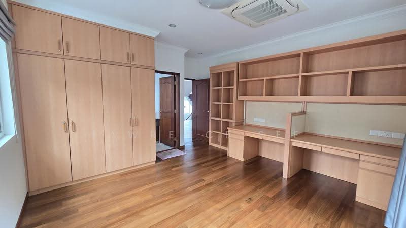 Thomson Bungalow for sale, Thomson green, Ang Mo Kio / Bishan / Thomson, 7 Bedrooms, 10,000 sqft, Bungalow House For Sale, by Lawrence See, 500273736 - Study - PropertyGuru.com.sg
