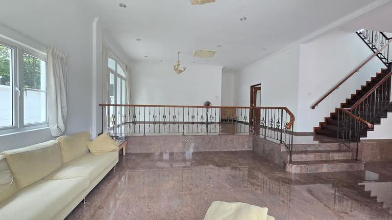 Thomson Bungalow for sale, Thomson green, Ang Mo Kio / Bishan / Thomson, 7 Bedrooms, 10,000 sqft, Bungalow House For Sale, by Lawrence See, 500273736 - Living Room - PropertyGuru.com.sg