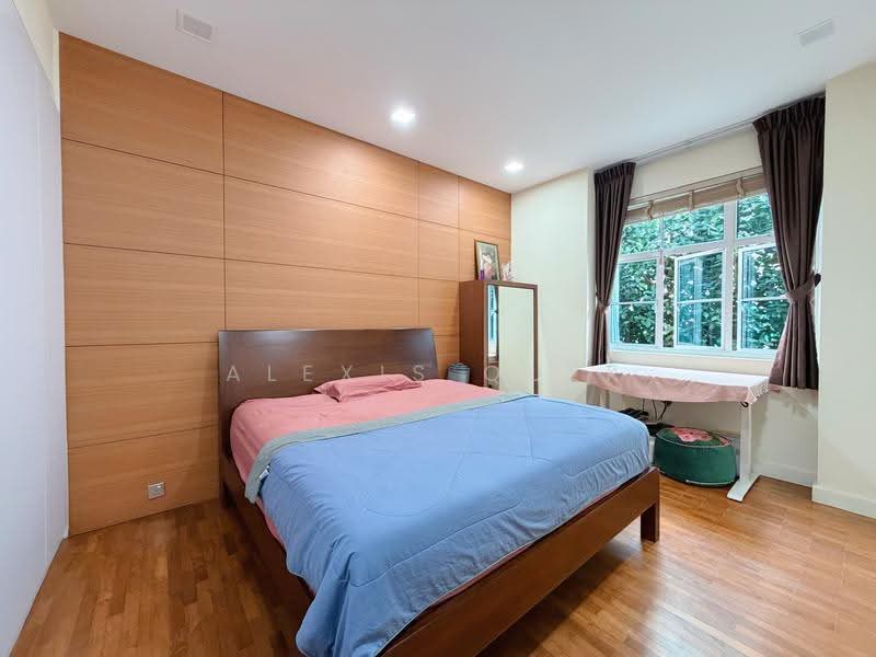 La Suisse I, 58 Swiss View, Newton / Novena, 3 Bedrooms, 2,099 sqft, Condominium For Sale, by Alexis Quek, 500273740 - Bedroom - PropertyGuru.com.sg