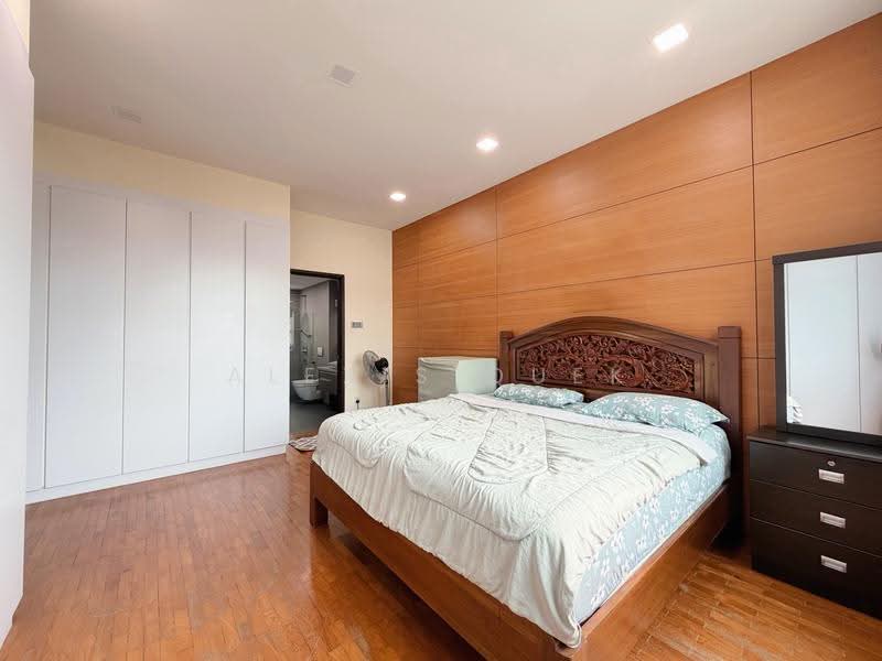 La Suisse I, 58 Swiss View, Newton / Novena, 3 Bedrooms, 2,099 sqft, Condominium For Sale, by Alexis Quek, 500273740 - Bedroom - PropertyGuru.com.sg