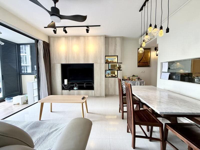 La Fiesta, 58 Sengkang Square, Hougang / Punggol / Sengkang, 4 Bedrooms, 1,367 sqft, Condominium For Sale, by Joey Lim, 500273743 - PropertyGuru.com.sg