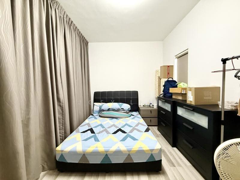 La Fiesta, 58 Sengkang Square, Hougang / Punggol / Sengkang, 4 Bedrooms, 1,367 sqft, Condominium For Sale, by Joey Lim, 500273743 - Bedroom - PropertyGuru.com.sg