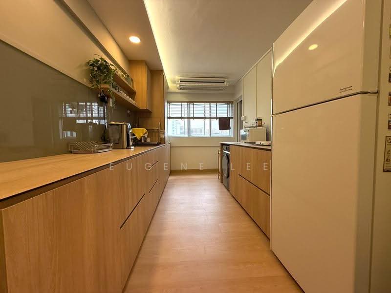 443 Tampines Street 43, 443 Tampines Street 43, Pasir Ris / Tampines, 3 Bedrooms, 904 sqft, HDB Flat For Sale, by Eugene Lee, 500273754 - Kitchen - PropertyGuru.com.sg