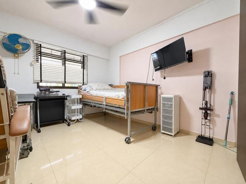 329 Ang Mo Kio Avenue 3, 329 Ang Mo Kio Avenue 3, Ang Mo Kio / Bishan / Thomson, 2 Bedrooms, 785 sqft, HDB Flat For Sale, by Gaynor Lim, 500273757 - PropertyGuru.com.sg