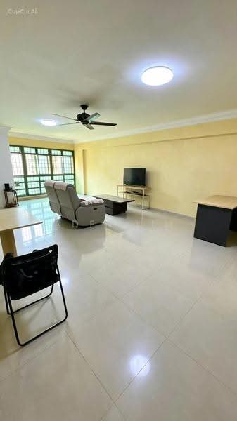 685B Woodlands Drive 73, 685B Woodlands Drive 73, Admiralty / Woodlands, 3 Bedrooms, 1,227 sqft, HDB Flat For Sale, by Aden Lim, 500273763 - Living Room - PropertyGuru.com.sg