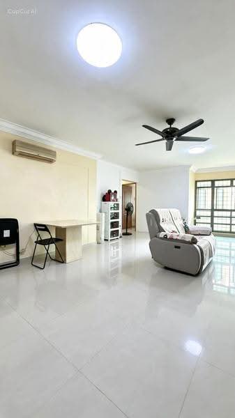 685B Woodlands Drive 73, 685B Woodlands Drive 73, Admiralty / Woodlands, 3 Bedrooms, 1,227 sqft, HDB Flat For Sale, by Aden Lim, 500273763 - Living Room - PropertyGuru.com.sg