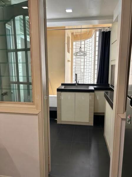 Northvale, 69 Choa Chu Kang Loop, Dairy Farm / Bukit Panjang / Choa Chu Kang, 6 Bedrooms, 1,518 sqft, Condominium For Sale, by Eugene Lee, 500273773 - Kitchen - PropertyGuru.com.sg