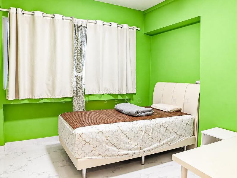 371 Woodlands Avenue 1, 371 Woodlands Avenue 1, Admiralty / Woodlands, 4 Bedrooms, 1,356 sqft, HDB Flat For Sale, by Dylan Seng 成伟洋, 500273779 - Bedroom - PropertyGuru.com.sg