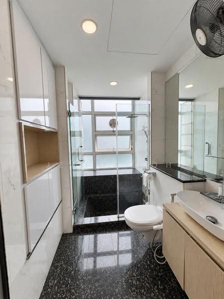 Taipan Grand, 501 Marine Parade Road, East Coast / Marine Parade, 3 Bedrooms, 1,238 sqft, Condominium For Sale, by Jeremy Koh, 500273782 - Bathroom - PropertyGuru.com.sg