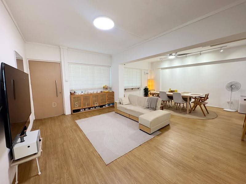650 Jalan Tenaga, 650 Jalan Tenaga, Eunos / Geylang / Paya Lebar, 3 Bedrooms, 1,163 sqft, HDB Flat For Sale, by Desiree Leung, 500273786 - Living Room - PropertyGuru.com.sg