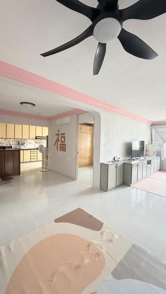 402 Fajar Road, 402 Fajar Road, Dairy Farm / Bukit Panjang / Choa Chu Kang, 3 Bedrooms, 1,109 sqft, HDB Flat For Sale, by Joe Ng Xu Hong 黄緒汯, 500273792 - Living Room - PropertyGuru.com.sg