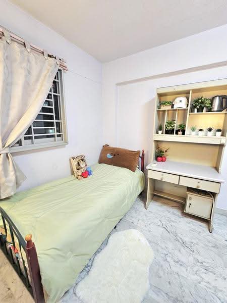 414 Ang Mo Kio Avenue 10, 414 Ang Mo Kio Avenue 10, Ang Mo Kio / Bishan / Thomson, Room Rental, 250 sqft, HDB Flat For Rent, by Doana Tan, 500273799 - PropertyGuru.com.sg
