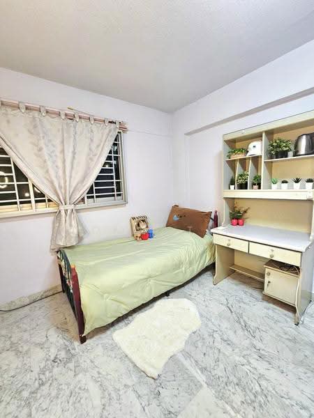 414 Ang Mo Kio Avenue 10, 414 Ang Mo Kio Avenue 10, Ang Mo Kio / Bishan / Thomson, Room Rental, 250 sqft, HDB Flat For Rent, by Doana Tan, 500273799 - PropertyGuru.com.sg