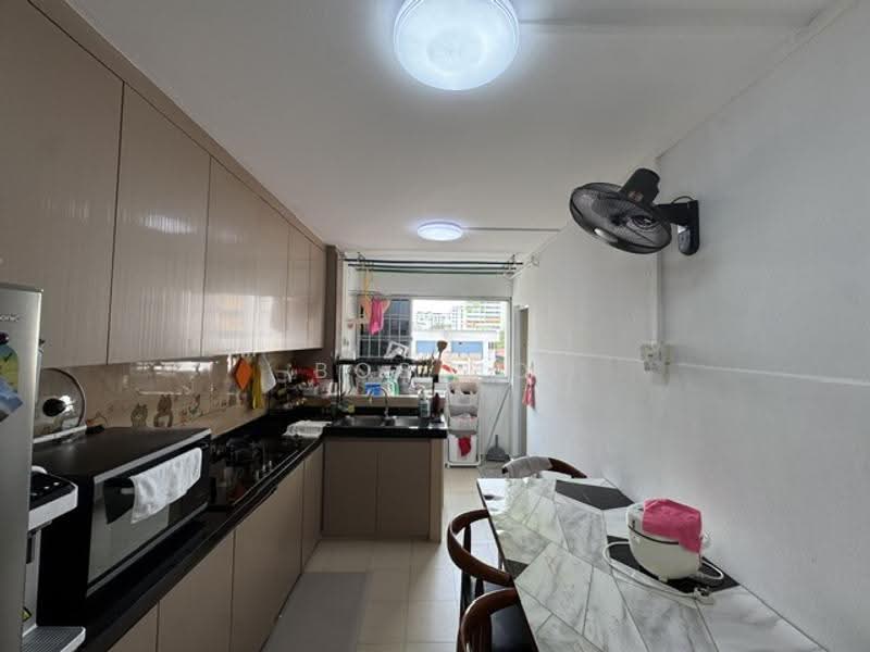 759 Yishun Street 72, 759 Yishun Street 72, Sembawang / Yishun, 3 Bedrooms, 904 sqft, HDB Flat For Sale, by Bob Ho, 500273802 - Kitchen - PropertyGuru.com.sg