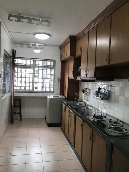 668A Jurong West Street 64, 668A Jurong West Street 64, Boon Lay / Jurong / Tuas, 3 Bedrooms, 969 sqft, HDB Flat For Rent, by Daniel Phua, 500273806 - Kitchen - PropertyGuru.com.sg