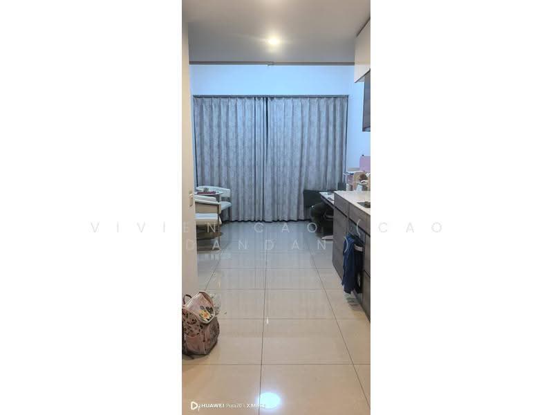 Coco Palms, 27 Pasir Ris Grove, Pasir Ris / Tampines, 1 Bedroom, 463 sqft, Condominium For Rent, by Vivien Cao (Cao Dandan), 500273811 - Living Room - PropertyGuru.com.sg