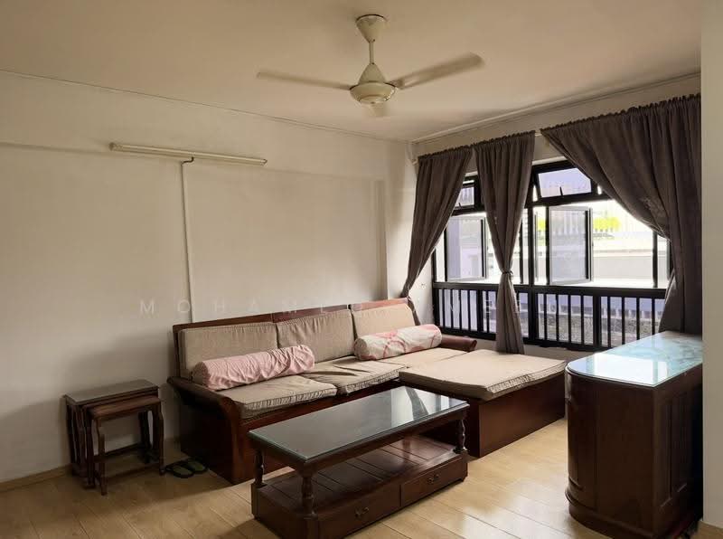 219B Bedok Central, 219B Bedok Central, Bedok / Upper East Coast, 3 Bedrooms, 1,044 sqft, HDB Flat For Sale, by Mohamed Ameen, 500273822 - Living Room - PropertyGuru.com.sg