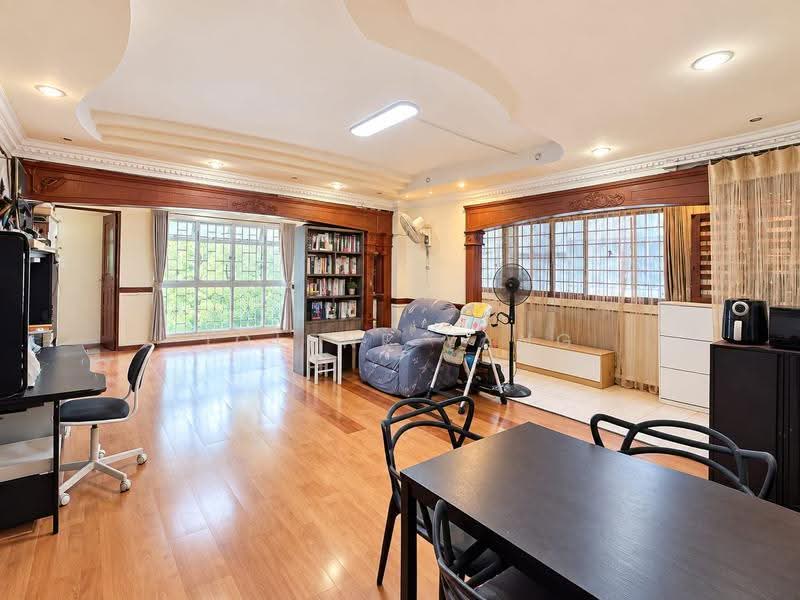 206 Boon Lay Drive, 206 Boon Lay Drive, Boon Lay / Jurong / Tuas, 3 Bedrooms, 1,292 sqft, HDB Flat For Sale, by Jolene Yang, 500273848 - Living Room - PropertyGuru.com.sg