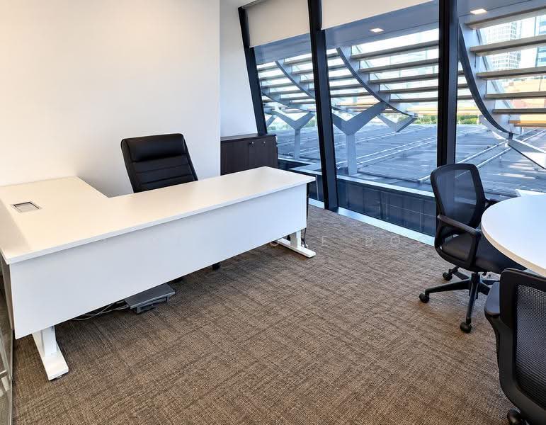 38 BEACH ROAD, 38, Beach Road / Bugis / Rochor, 3,013 sqft, Office For Rent, by James Jose Boo, 500273876 - Interior - CommercialGuru.com.sg
