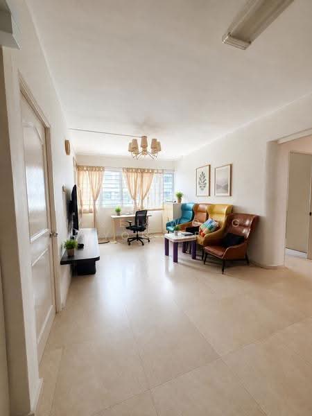 421 Serangoon Central, 421 Serangoon Central, Hougang / Punggol / Sengkang, 4 Bedrooms, 1,216 sqft, HDB Flat For Sale, by Hazel Wong You Er, 500273902 - Living Room - PropertyGuru.com.sg
